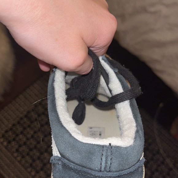 Vans - Picture 5 of 6